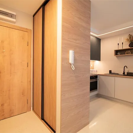 Horyzont Apartamenty-perlowa Przystan- Zewnetrzny Basen, Parking, Sniadanie- 900m Od Plazy Zachodniej I Morza!!! Kolobrzeg