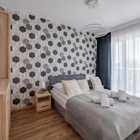 Horyzont Apartamenty-perlowa Przystan- Zewnetrzny Basen, Parking, Sniadanie- Blisko Do Plazy Zachodniej I Morza!!! * Колобжег