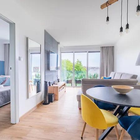 Horyzont Apartamenty-perlowa Przystan- Zewnetrzny Basen, Parking, Sniadanie- 900m Od Plazy Zachodniej I Morza!!! Apartmán *
